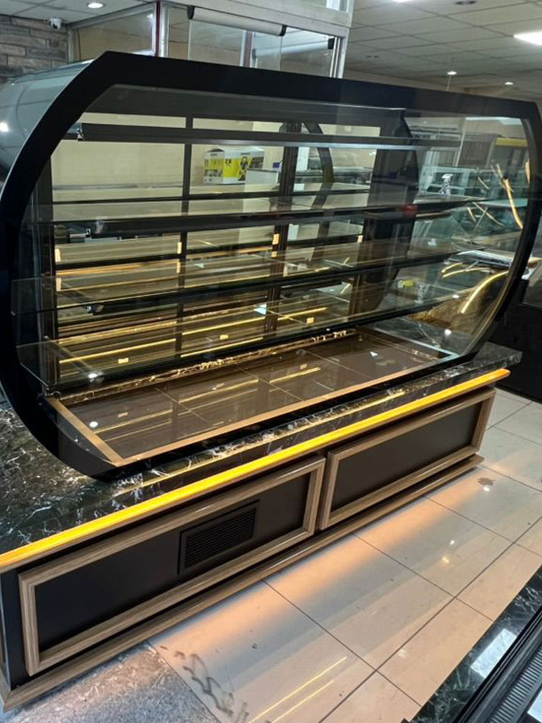 Özel Tasarım Oval Pasta Tatlı Dolabı