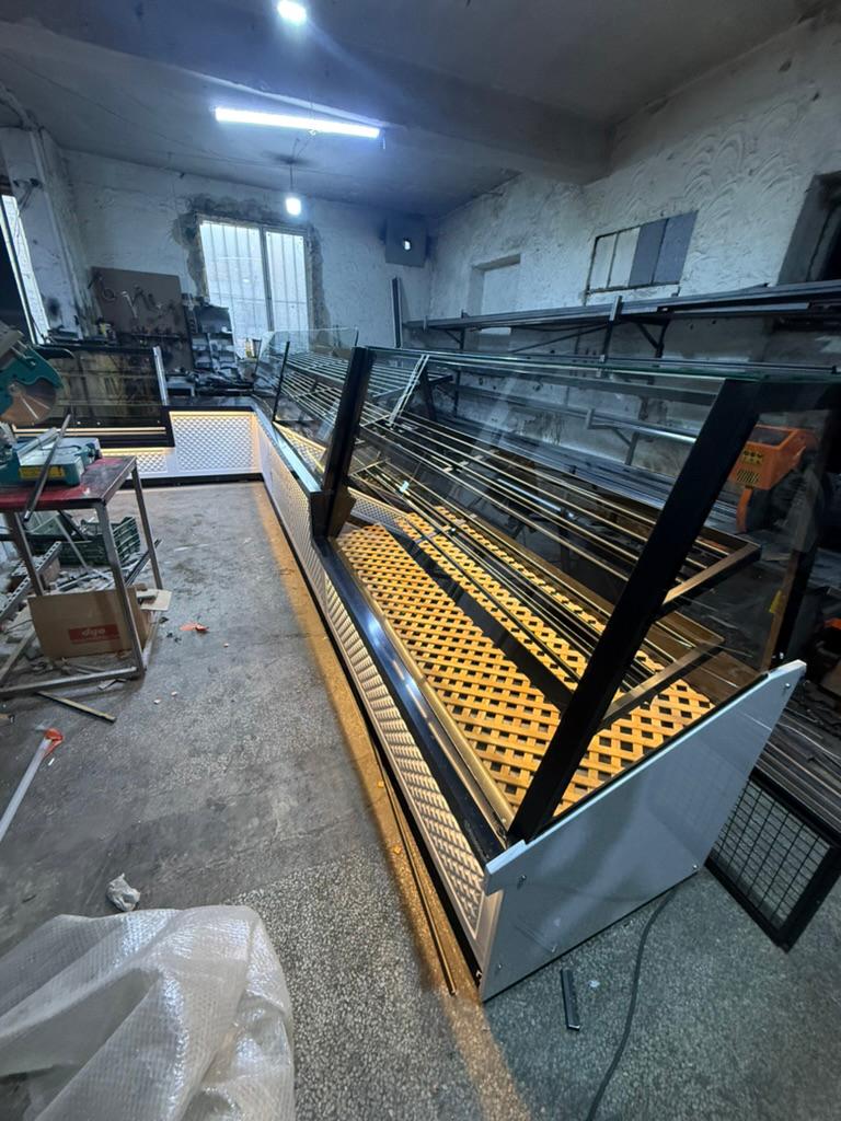 Dik camlı Siyah Mermer Tezgahlı Bankolu Pasta Dolabı Ekmeklik Dolabı