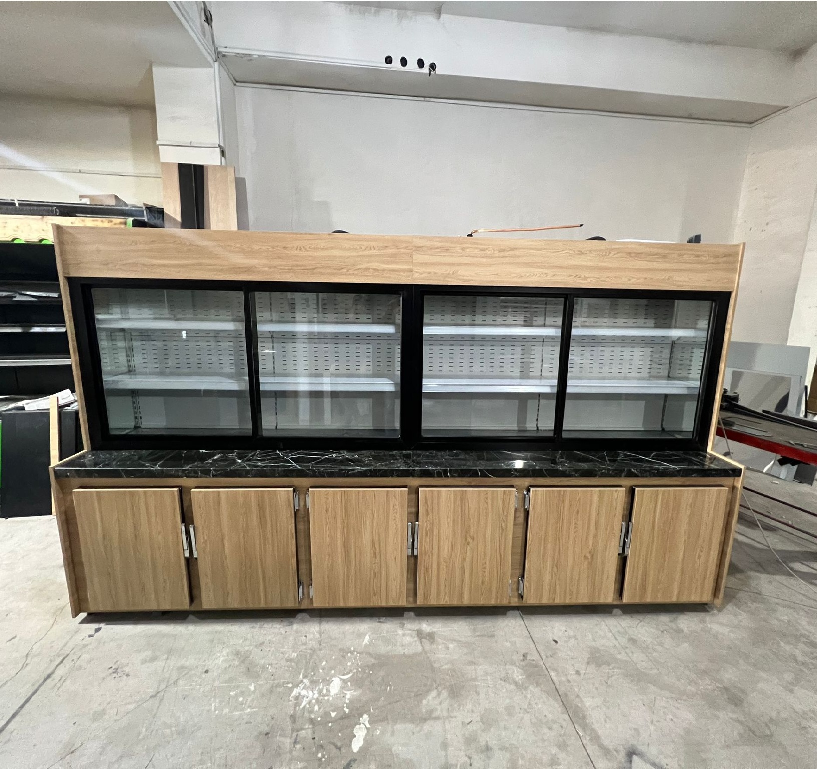 Şarküteri ve Kasap Vitrin